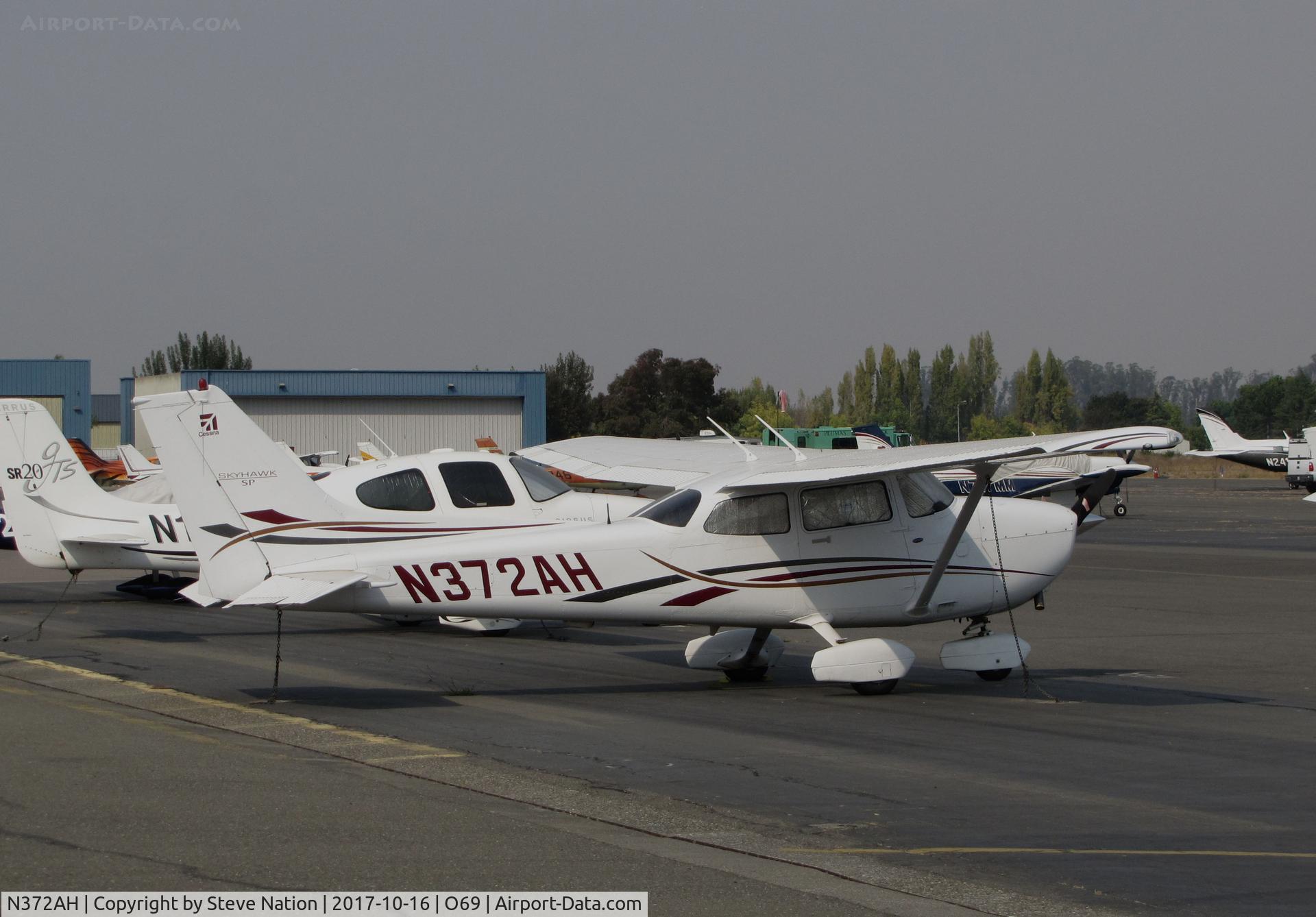 N372AH, 2006 Cessna 172S C/N 172S10156, 2006 Cessna 172S Skyhawk @ its temporary Petaluma Municipal Airport, CA home while Novato, CA home base runway is resurfaced