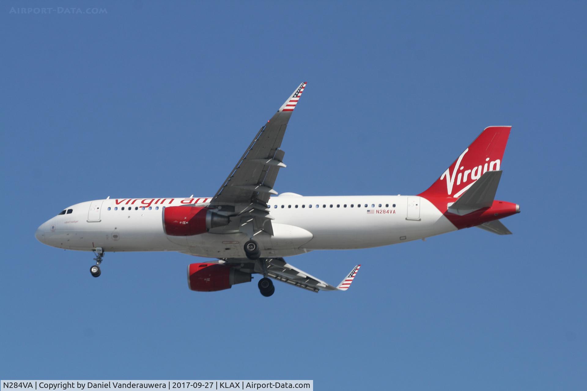 N284VA, 2015 Airbus A320-214 C/N 6835, On approach to RWY
