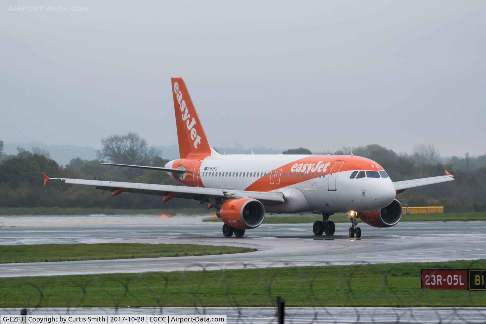 G-EZFJ, 2009 Airbus A319-111 C/N 4040, G-EZFJ seen at EGCC/MAN