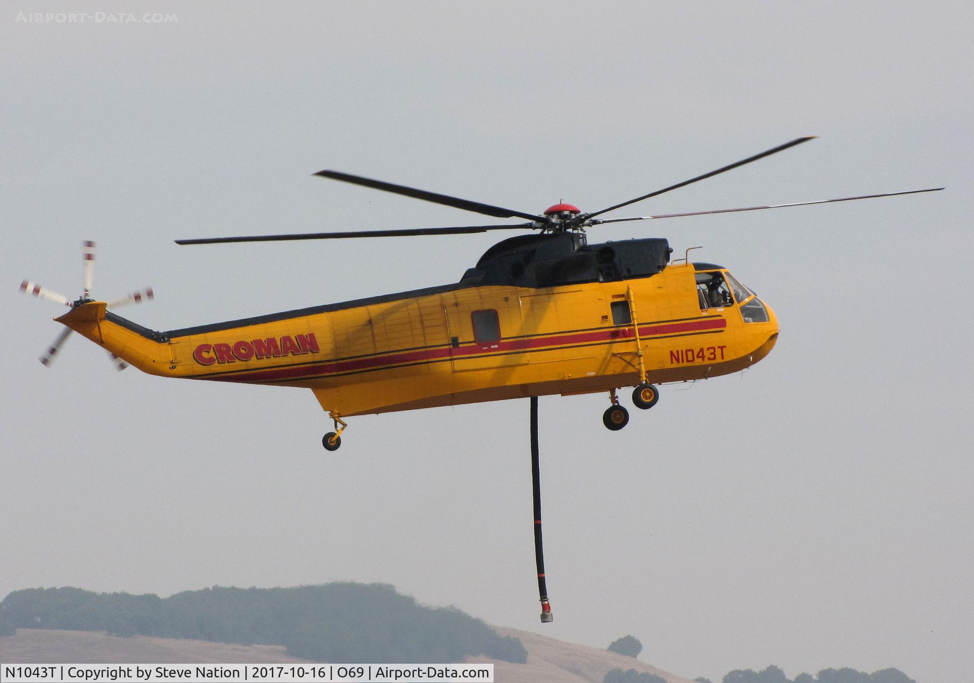 N1043T, 1982 Sikorsky S-61A (CH-3A) C/N 61-083, Croman Corp (White City, OR) 1982 Sikorsky S-61A water tanker @ Petaluma Municipal Airport, CA temporary home base in support of efforts to control devastating Northern California Oct 2017 wildfires