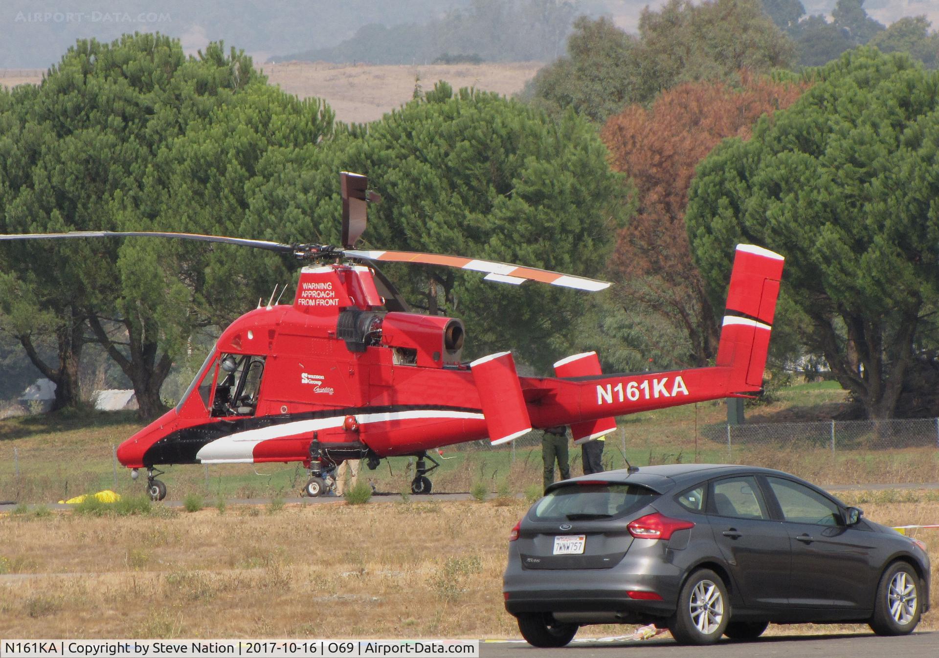 N161KA, 1996 Kaman K-1200 K-Max C/N A94-0016, Swanson Group Aviation (Glendale, OR) 1996 Kaman K-1200 K-MAX water dropping helicopter @ Petaluma Municipal Airport, CA temporary home base in support of efforts to control devastating Northern California Oct 2017 wildfires