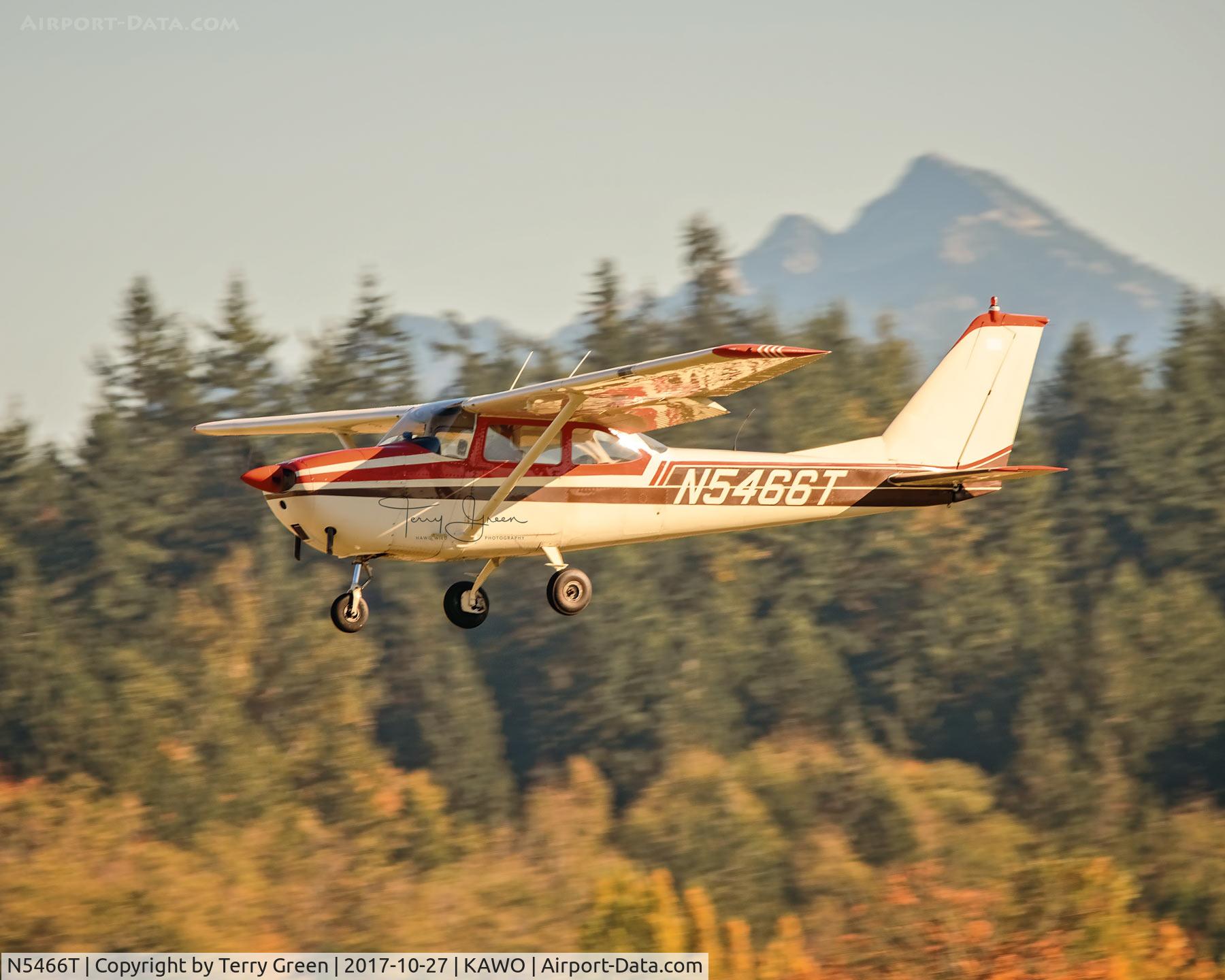 N5466T, 1964 Cessna 172E C/N 17251366, KAWO