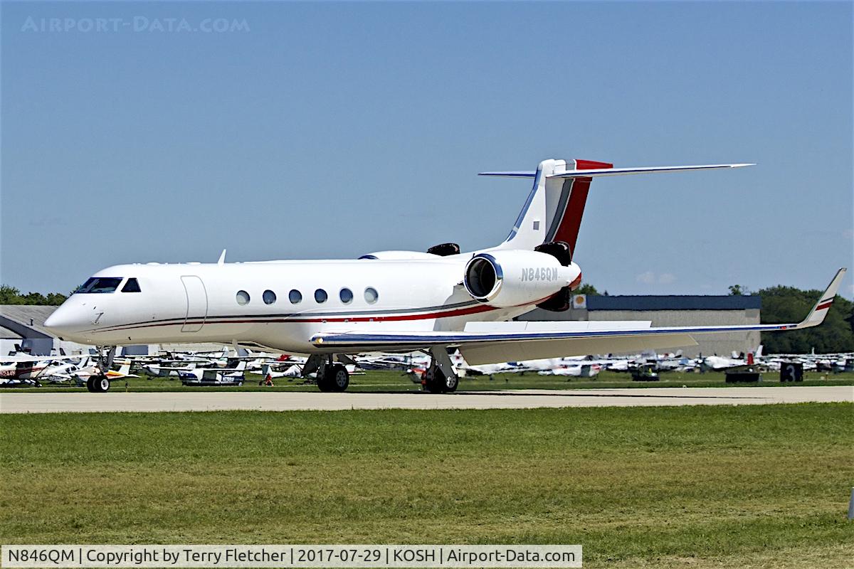 N846QM, 2000 Gulfstream V C/N 626, at 2017 EAA AirVenture at Oshkosh