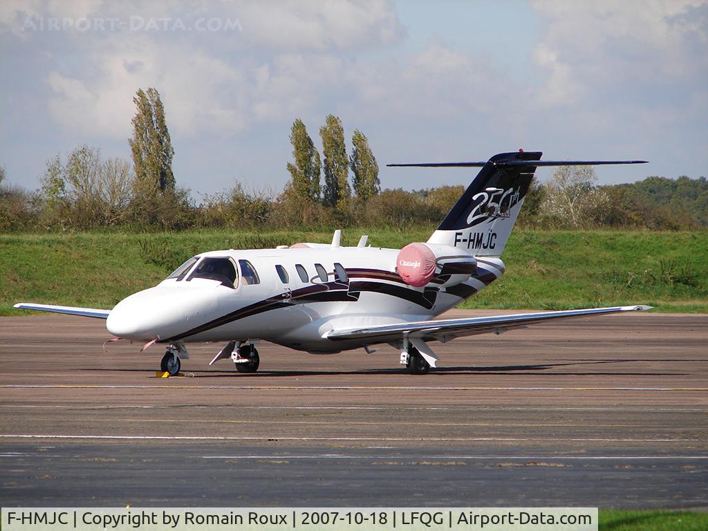 F-HMJC, 1998 Cessna 525 CitationJet C/N 525-0250, Parked