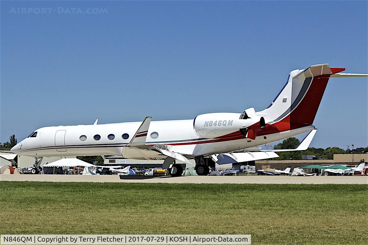 N846QM, 2000 Gulfstream V C/N 626, at 2017 AirVenture at Oshkosh
