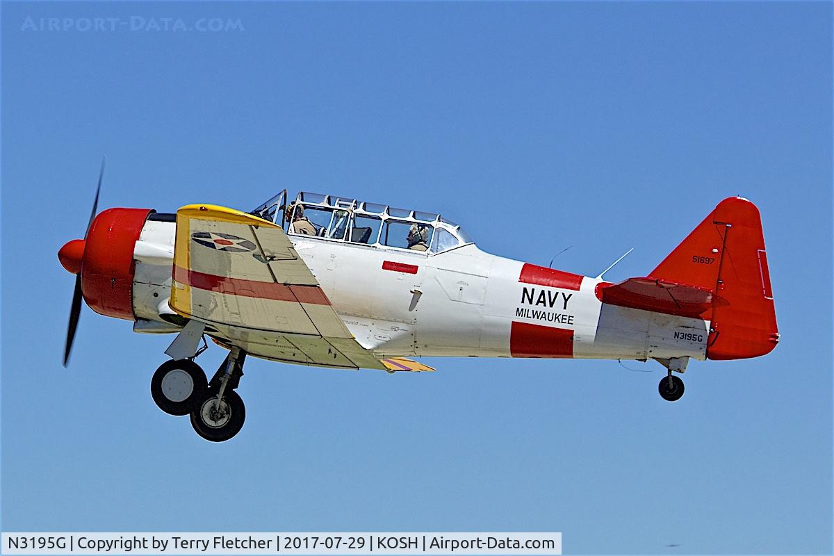 N3195G, North American SNJ-5 Texan Texan C/N 51697, at 2017 AirVenture at Oshkosh