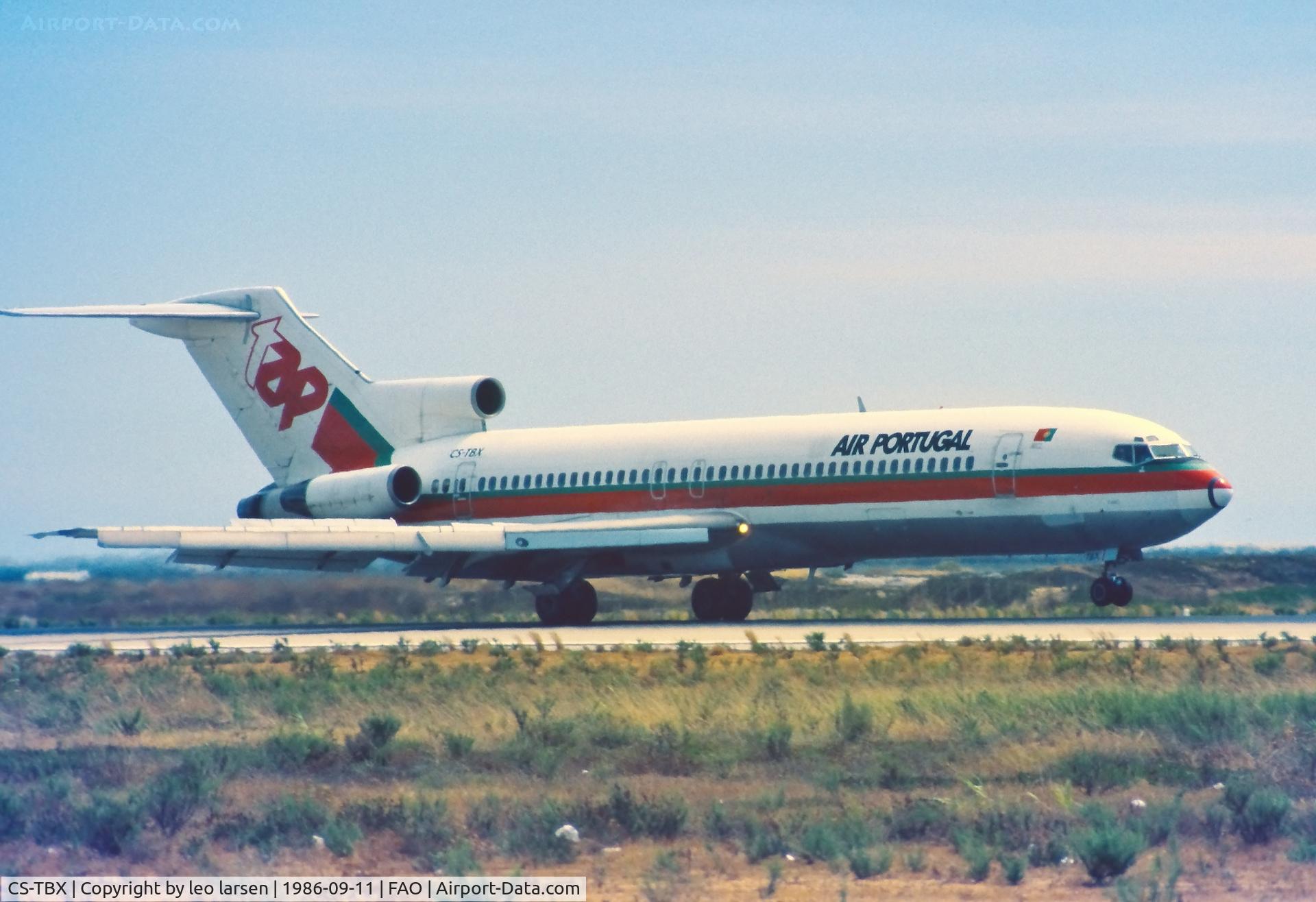 CS-TBX, 1980 Boeing 727-282 C/N 21950, Landing in Faro Portugal 11.9.1986