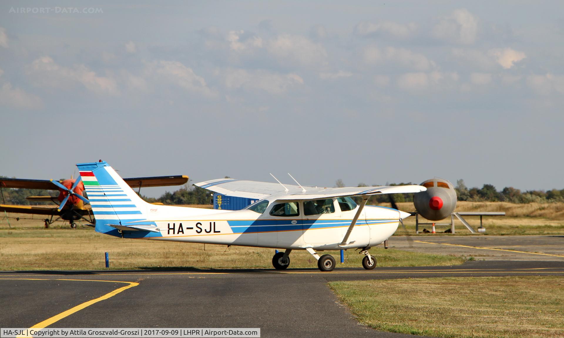 HA-SJL, 1975 Cessna 172M C/N 17265068, Györ-Pér Airport, Hungary