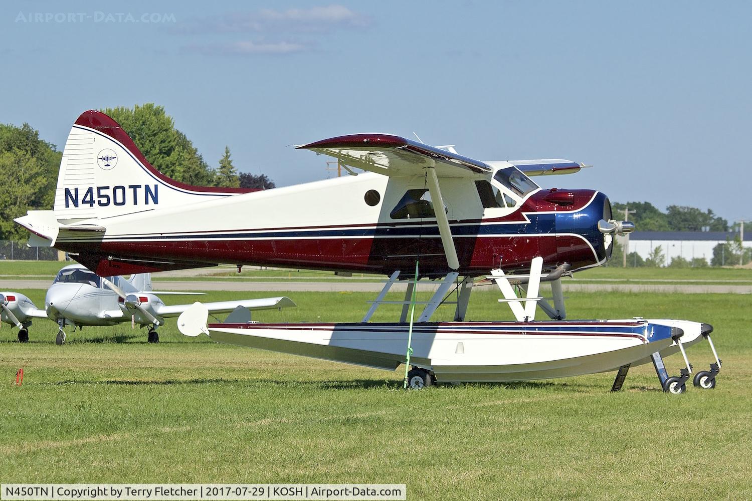 N450TN, 1956 De Havilland Canada DHC-2 Beaver Mk.I C/N 1575, at 2017 EAA AirVenture at Oshkosh