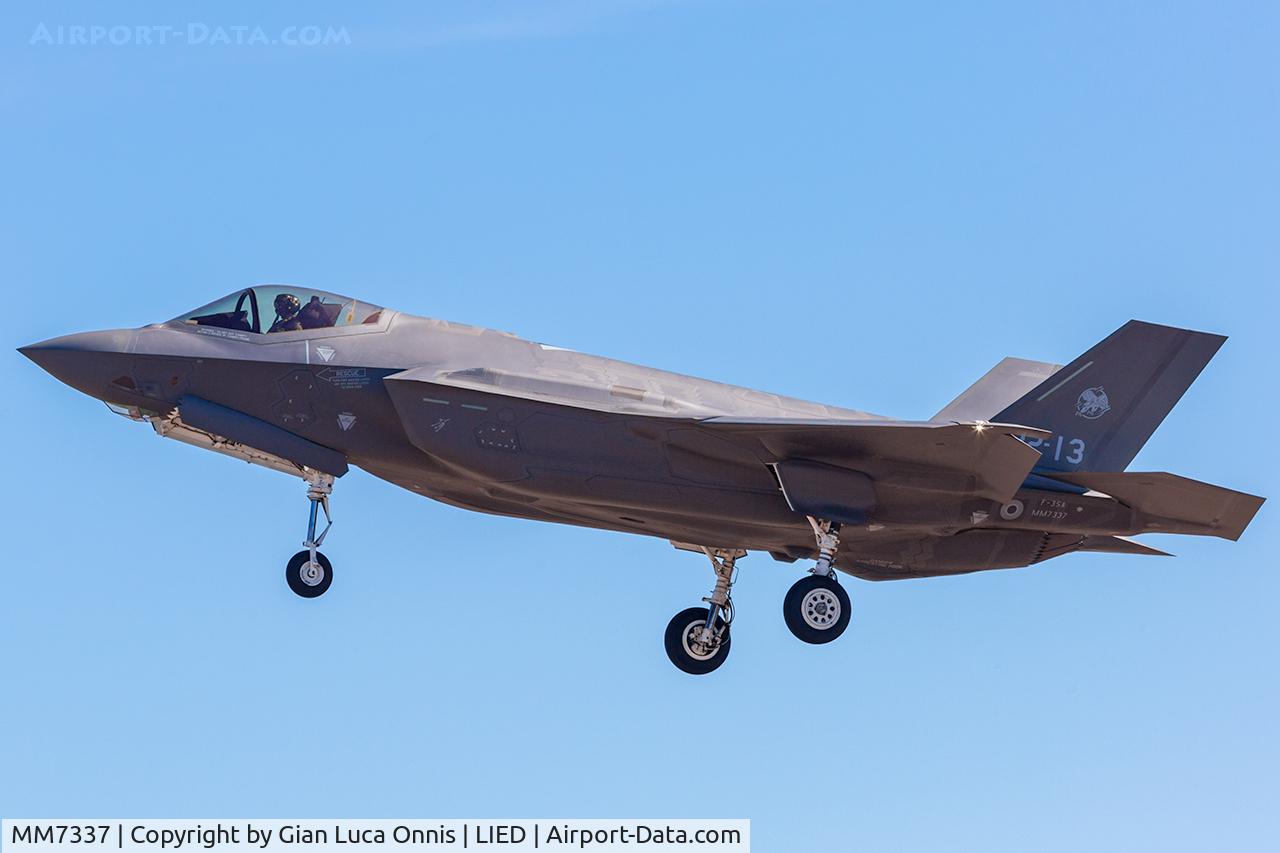 MM7337, 2016 Lockheed Martin F-35A Lightning II C/N AL-6, FIRST LANDING