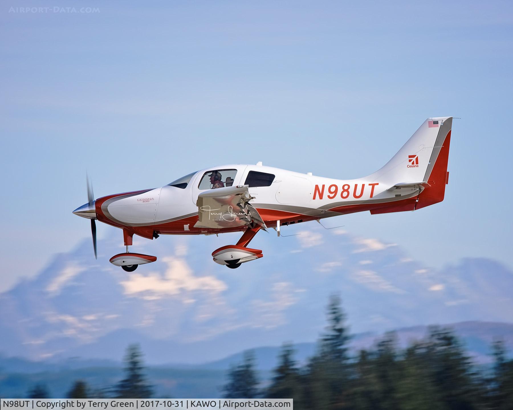 N98UT, 2008 Cessna LC41-550FG C/N 411051, KAWO