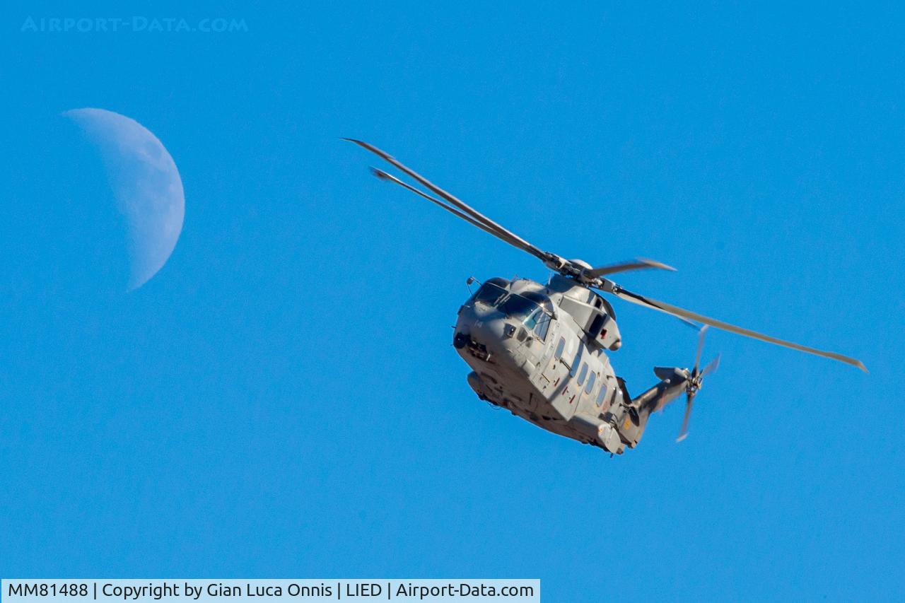 MM81488, AgustaWestland EH-101 Mk.112 ASuW/E C/N 50044/112001, Take Off