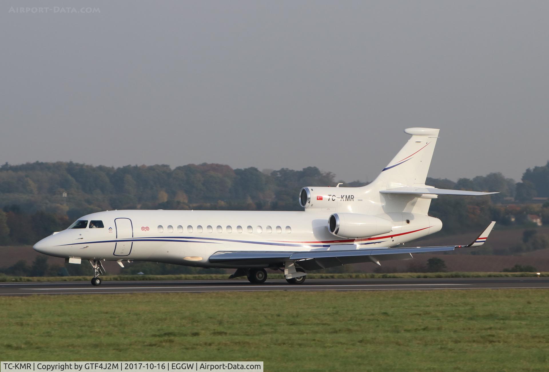 TC-KMR, Dassault 7X C/N 254, TC-KMR at Luton 16.10.17