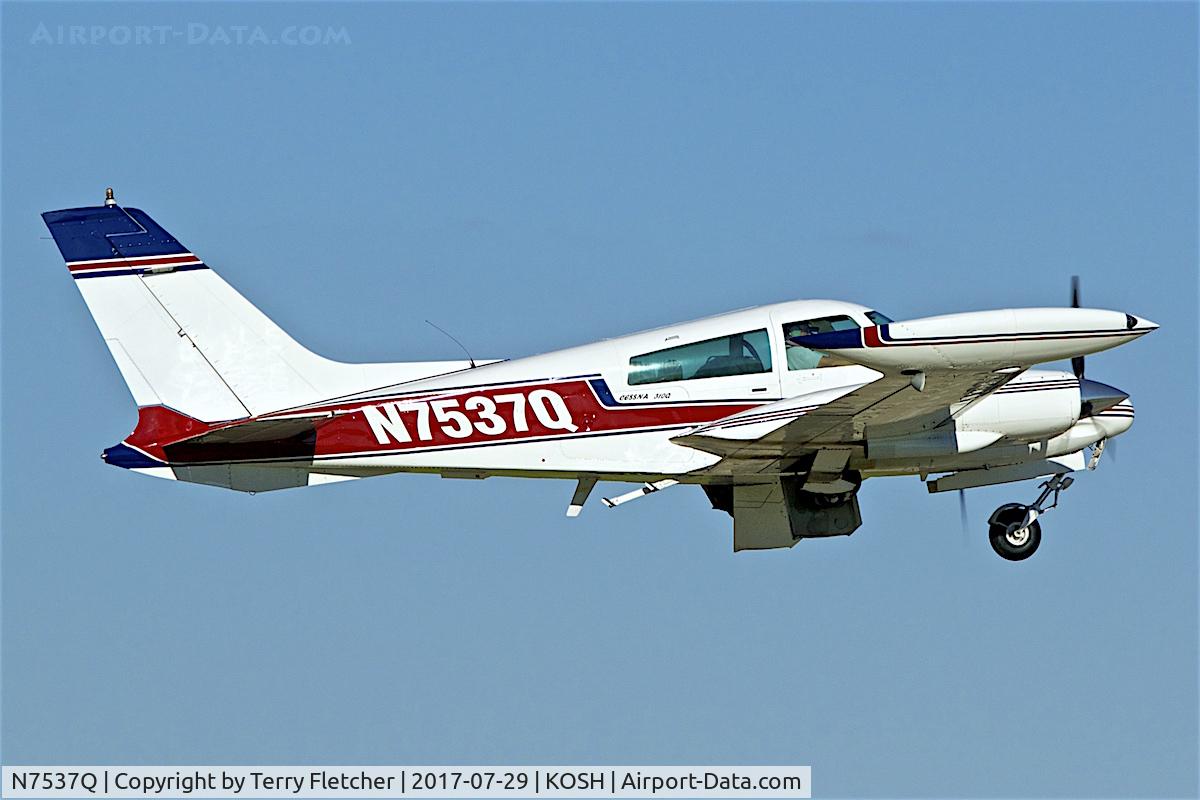 N7537Q, 1970 Cessna 310Q C/N 310Q0037, at 2017 EAA AirVenture at Oshkosh