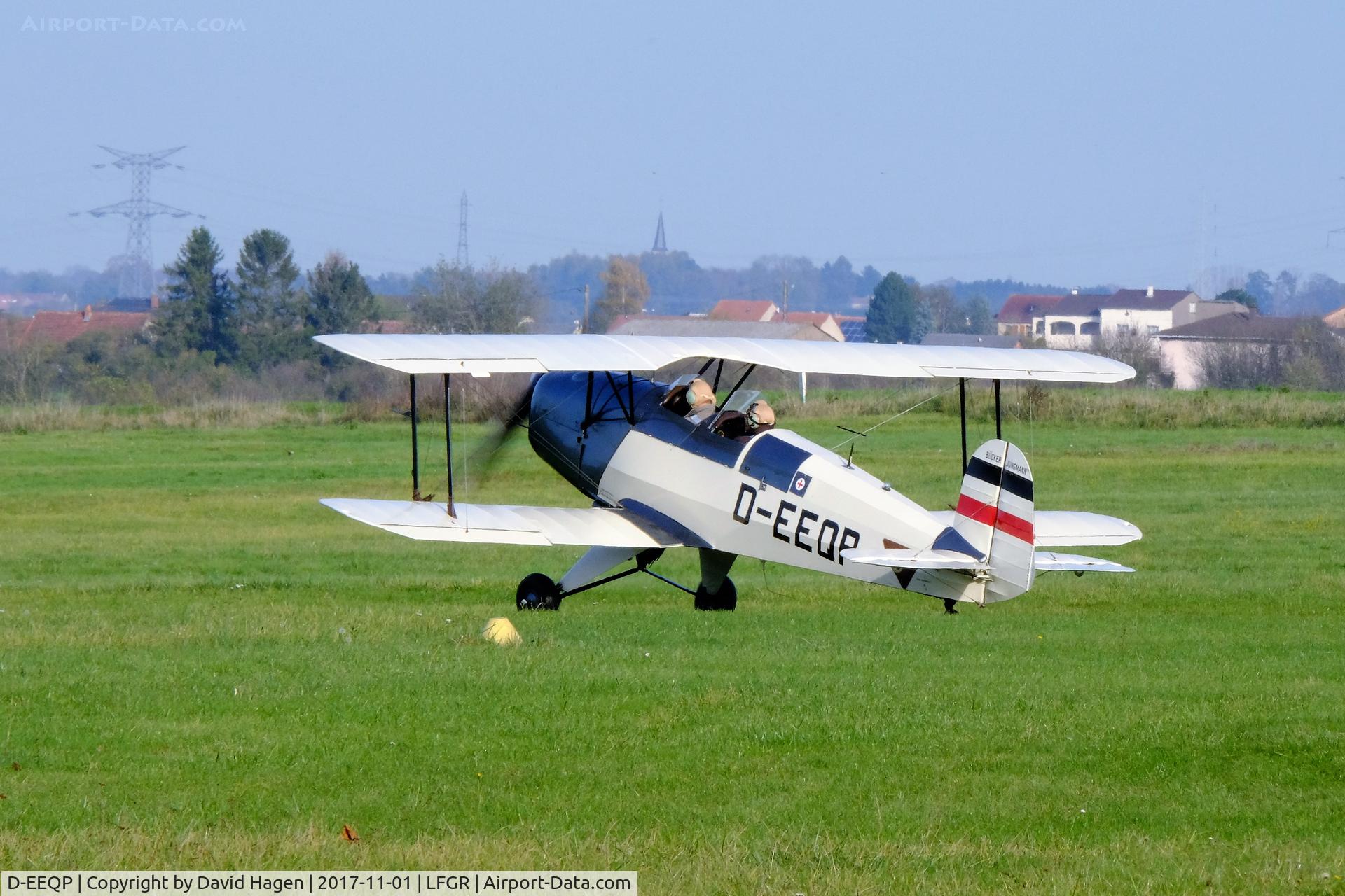D-EEQP, CASA 1-131E Jungmann C/N 2100, Casa taxiing to rwy08 @ LFGR Doncourt