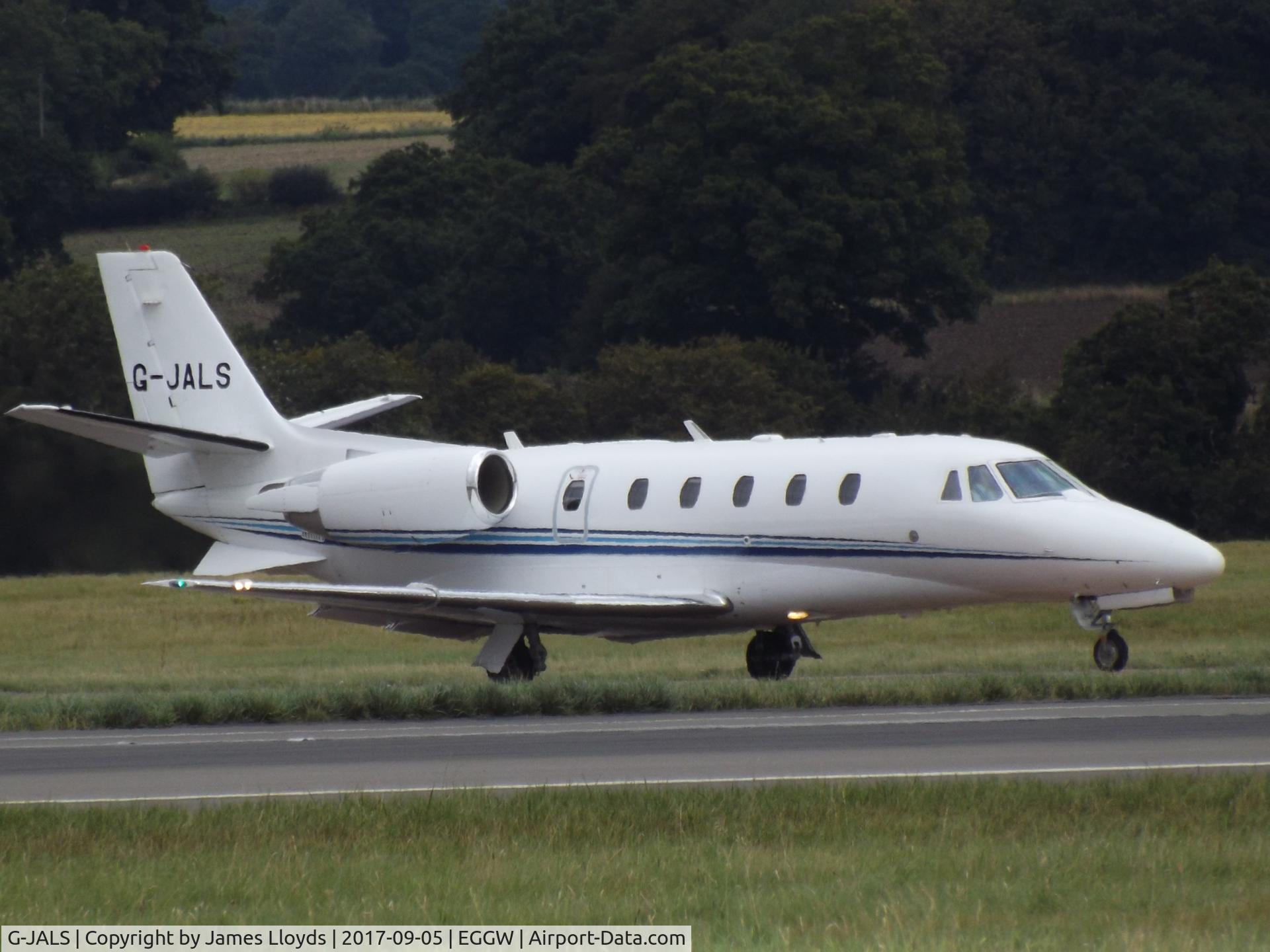 G-JALS, 2009 Cessna 560XLS Citation Excel + C/N 560-6024, At Luton airport just before takeing off