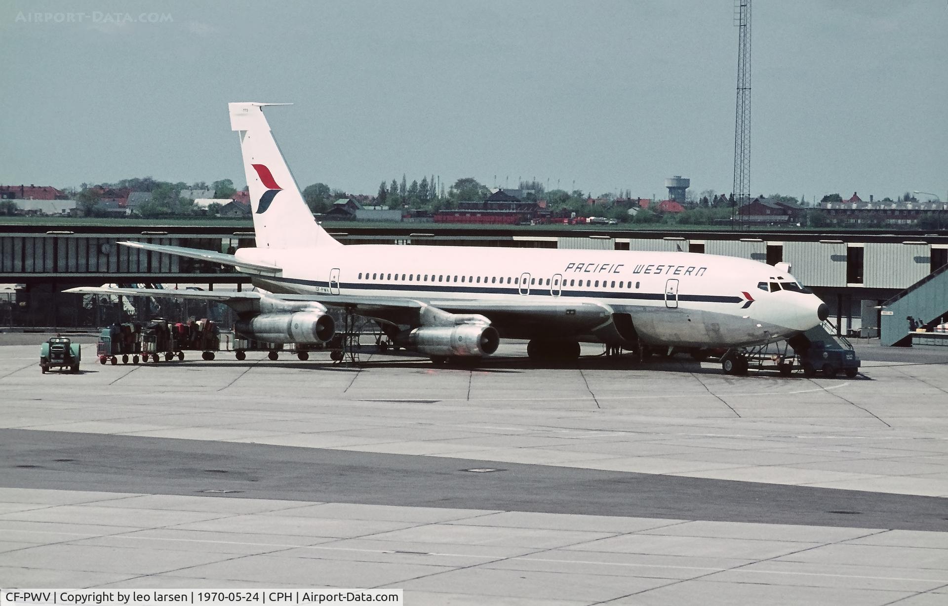 CF-PWV, 1959 Boeing 707-138B C/N 17696, Copenhagen 24.5.1970