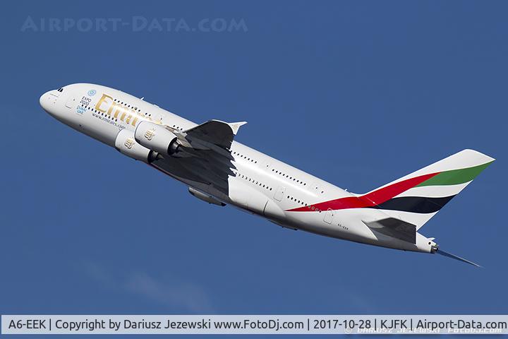 A6-EEK, 2013 Airbus A380-861 C/N 132, Airbus A380-861 - Emirates  C/N 132, A6-EEK