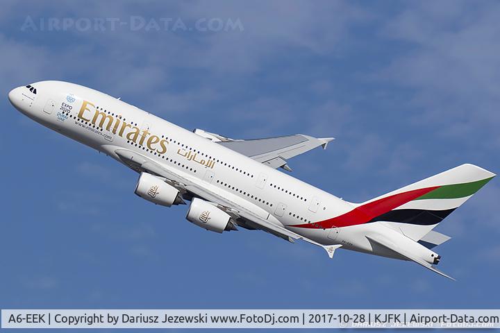 A6-EEK, 2013 Airbus A380-861 C/N 132, Airbus A380-861 - Emirates  C/N 132, A6-EEK