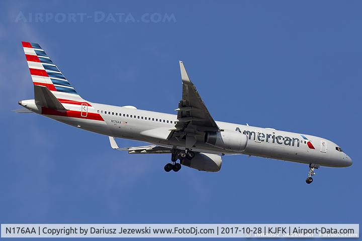 N176AA, 2001 Boeing 757-223 C/N 32395/994, Boeing 757-223 - American Airlines  C/N 32395, N176AA