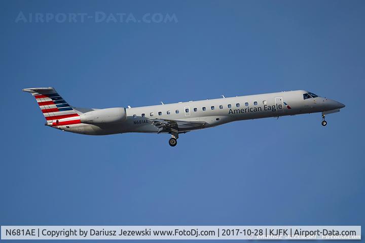 N681AE, 2004 Embraer ERJ-145LR (EMB-145LR) C/N 14500824, Embraer ERJ-145LR (EMB-145LR) - American Eagle (Envoy air)   C/N 14500824, N681AE
