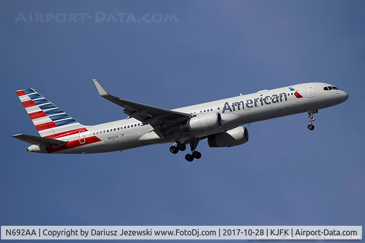N692AA, 1993 Boeing 757-223 C/N 26972, Boeing 757-223 - American Airlines  C/N 26972, N692AA