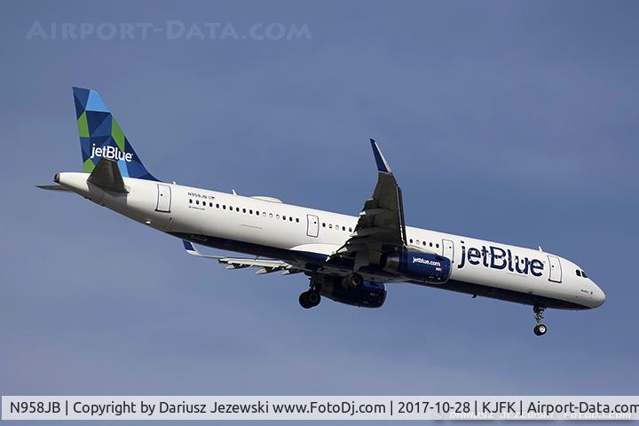 N958JB, 2015 Airbus A321-231 C/N 6859, Airbus A321-231  