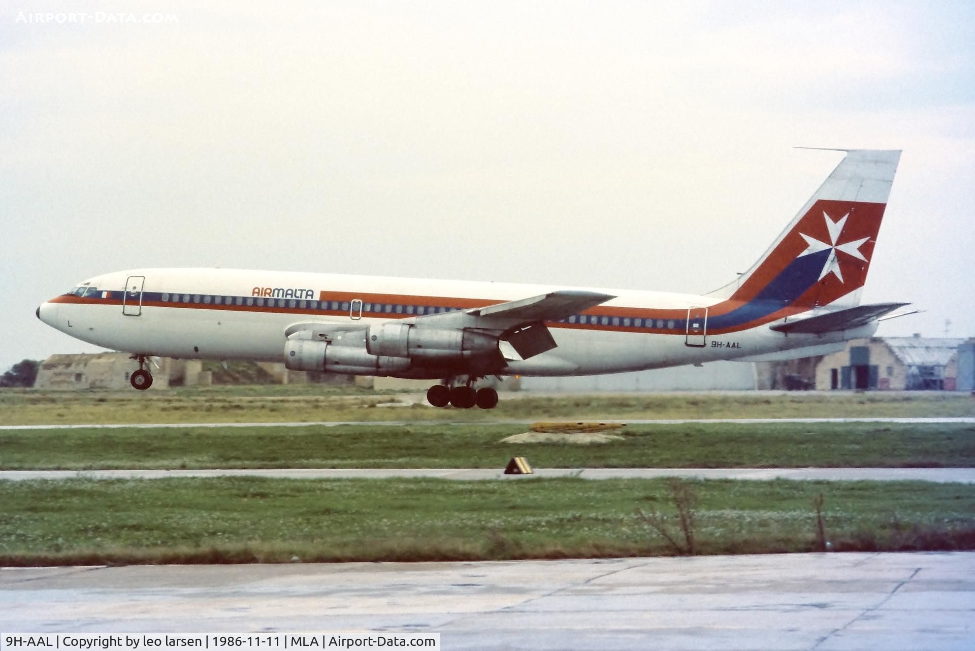 9H-AAL, 1961 Boeing 720-047B C/N 18167, Malta 11.11.1986