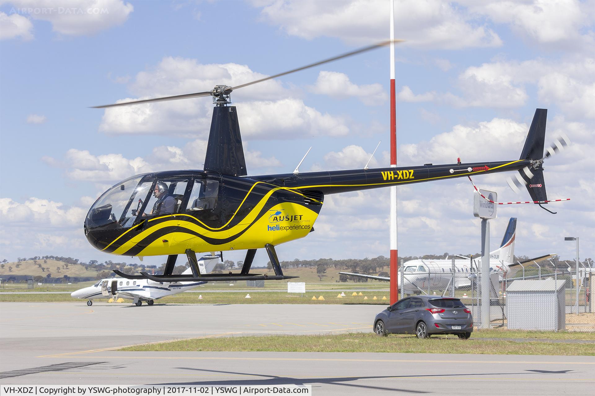 VH-XDZ, 2007 Robinson R44 Raven II C/N 11885, Ausjet-Heli Experiences (VH-XDZ) Robinson R44 Raven II at Wagga Wagga Airport