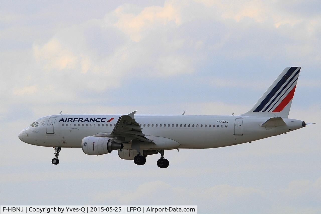 F-HBNJ, 2011 Airbus A320-214 C/N 4908, Airbus A320-214, On final Rwy 26, Paris-Orly Airport (LFPO-ORY)
