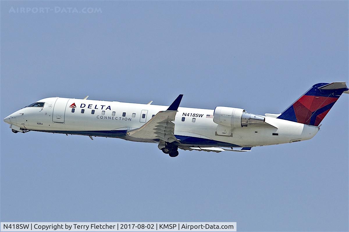 N418SW, 2000 Bombardier CRJ-200LR (CL-600-2B19) C/N 7446, at Minneapolis- St,Paul International Airport