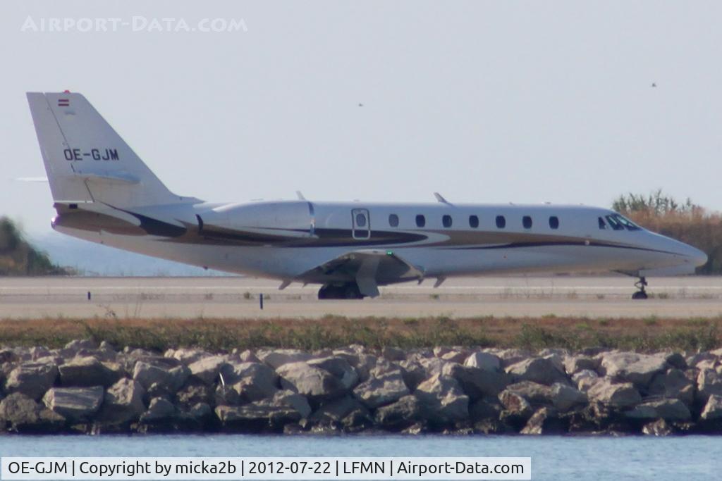 OE-GJM, 2009 Cessna 680 Citation Sovereign C/N 680-0282, Taxiing