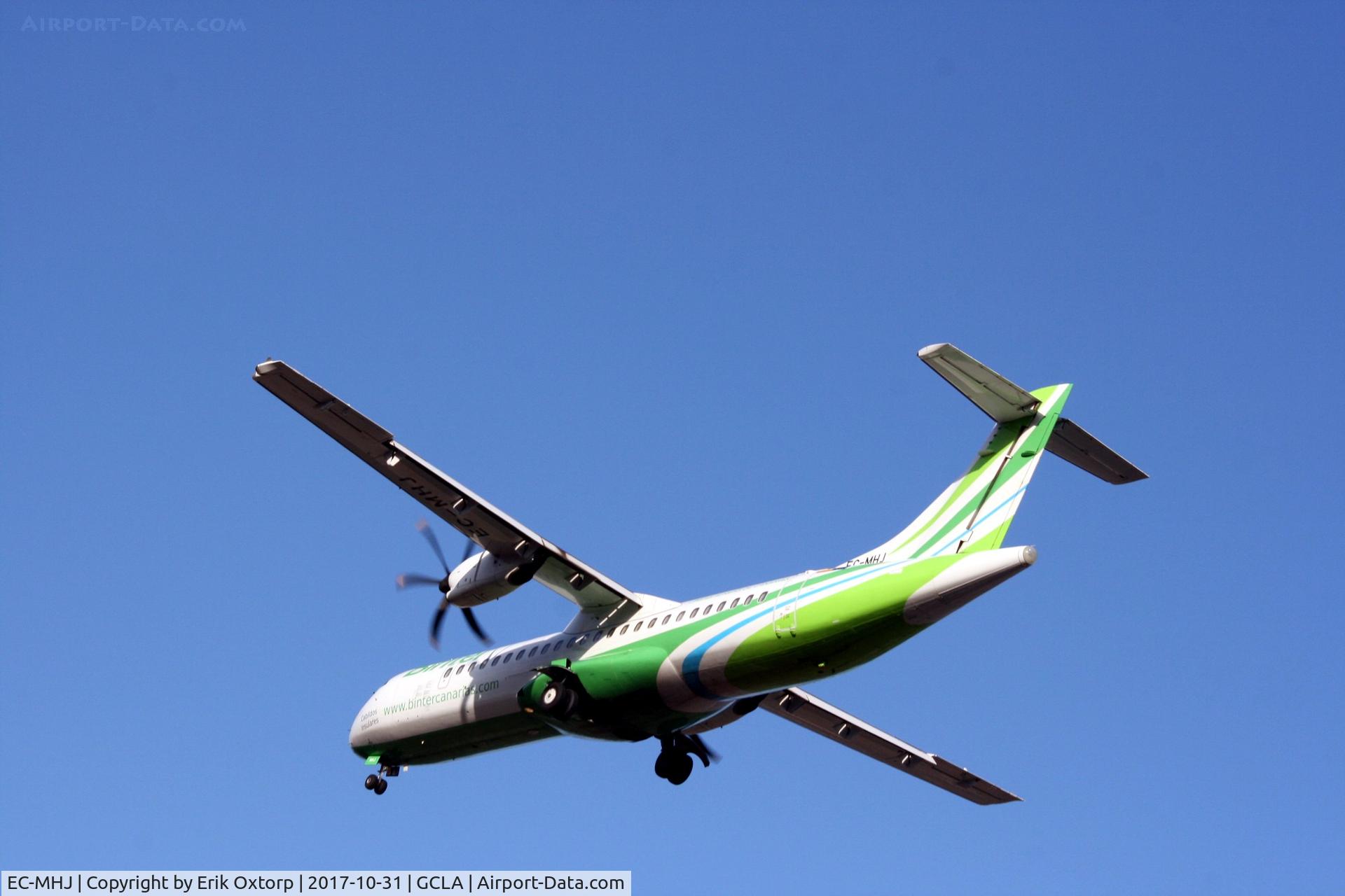 EC-MHJ, 2011 ATR 72-212A C/N 982, EC-MHJ landing in SPC (ex. OY-YAF)