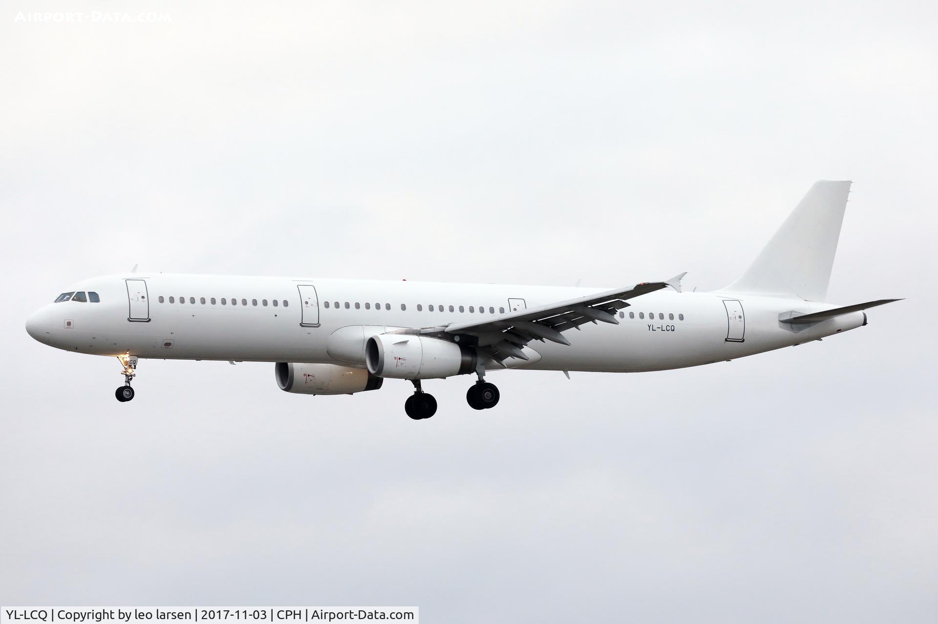 YL-LCQ, 2004 Airbus A321-231 C/N 2211, Copenhagen 3.11.2017