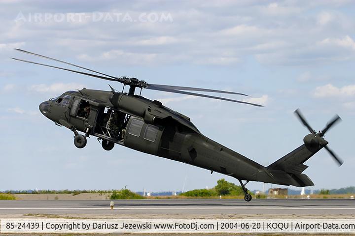 85-24439, 1985 Sikorsky UH-60A Black Hawk C/N 70.0921, UH-60A Blackhawk 85-24439 from 1/126th AVN Quonset Point ANGS, RI