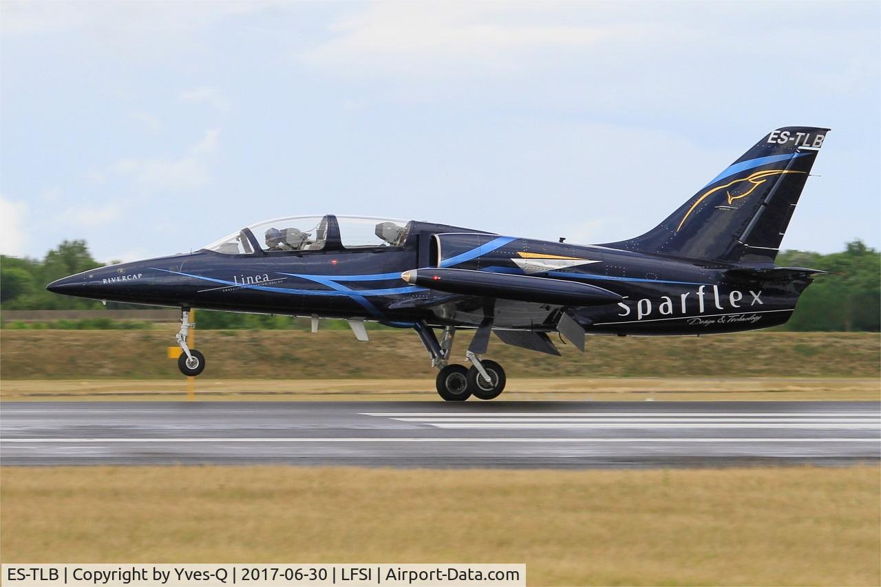 ES-TLB, Aero L-39C Albatros Albatros C/N 031824, Aero L-39C Albatros, Fly & Fun french team, Landing rwy 29, St Dizier-Robinson Air Base 113 (LFSI) Open day 2017