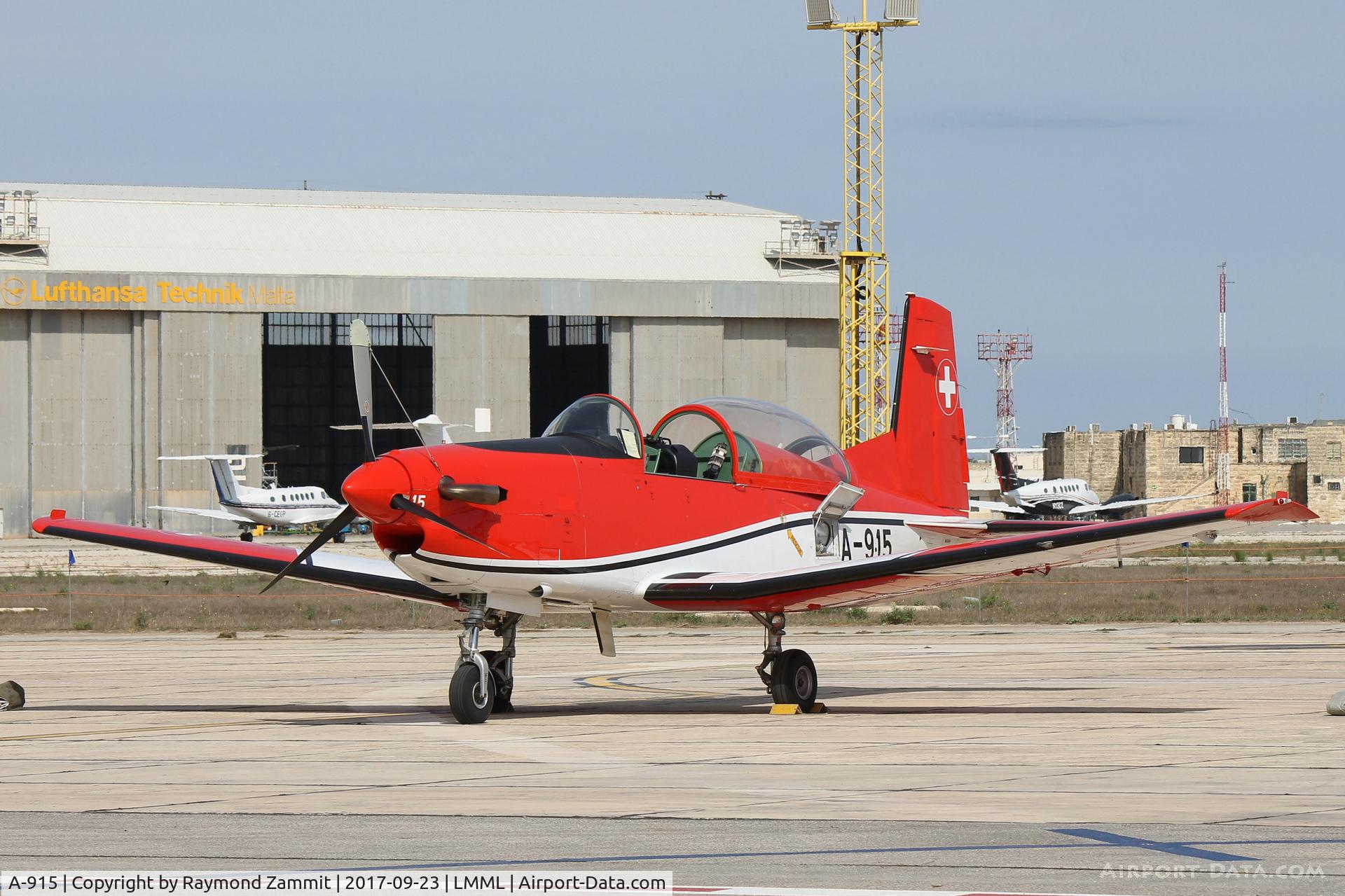 A-915, 1983 Pilatus PC-7 Turbo Trainer C/N 323, Pilatus PC-7 A-915 Swiss Air Force