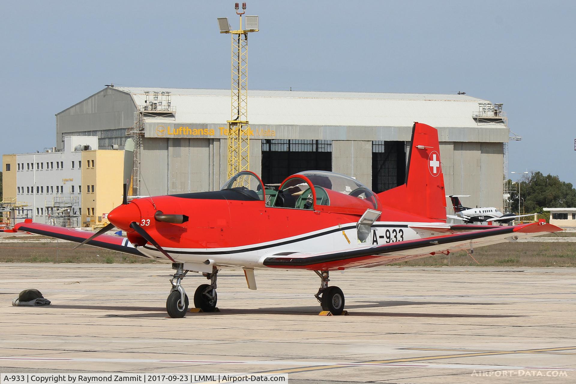A-933, 1983 Pilatus PC-7 Turbo Trainer C/N 341, Pilatus PC-7 A-933 Swiss Air Force