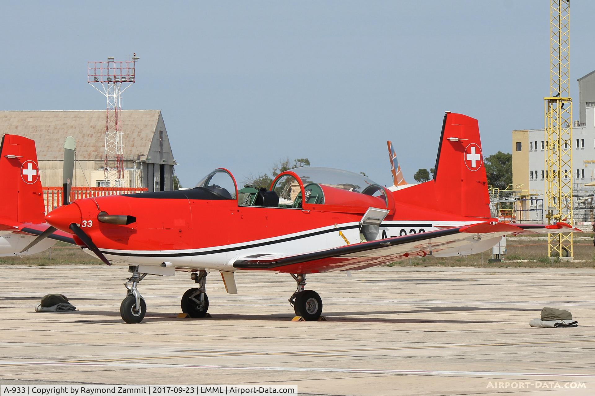 A-933, 1983 Pilatus PC-7 Turbo Trainer C/N 341, Pilatus PC-7 A-933 Swiss Air Force