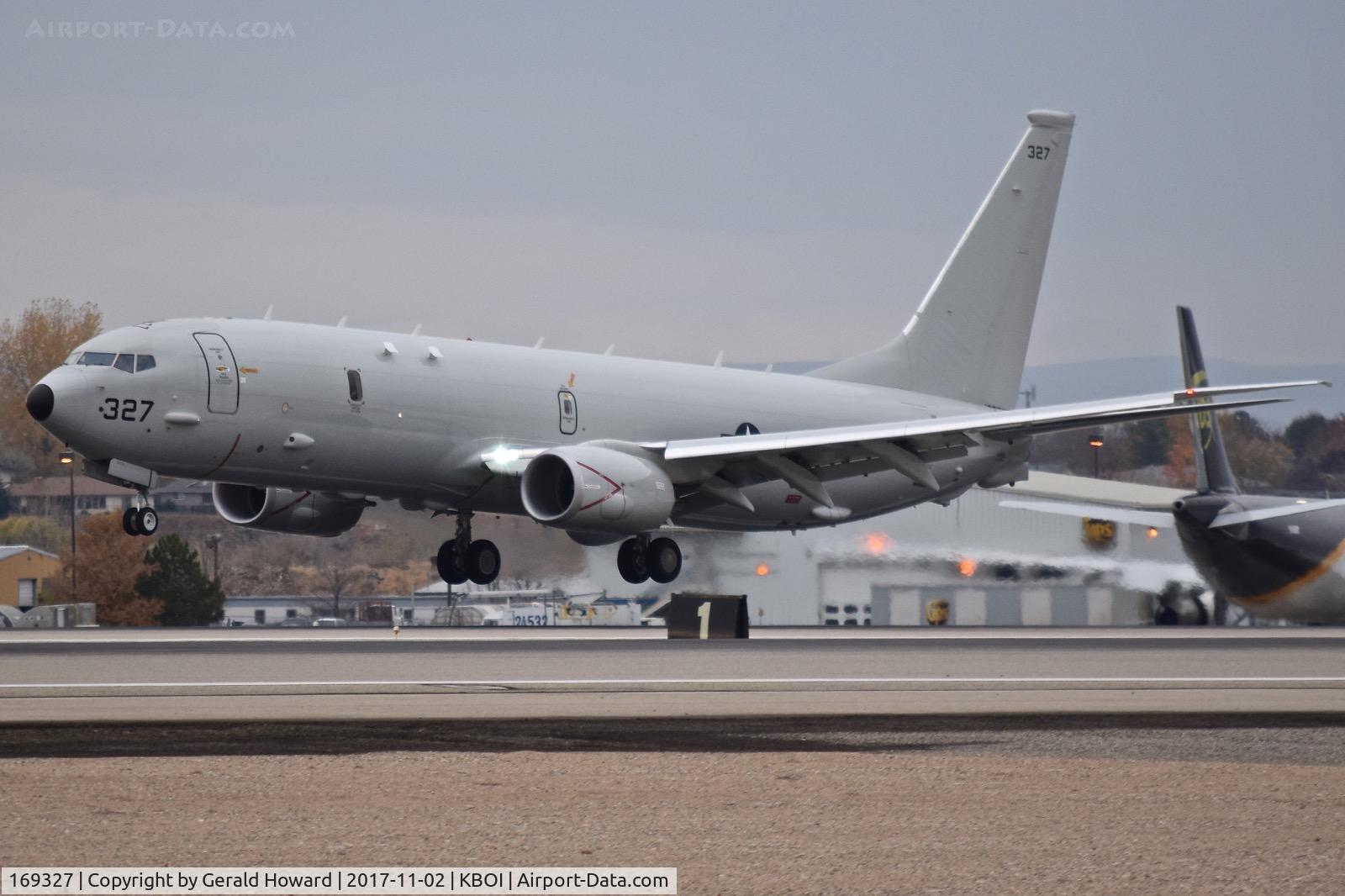 169327, 2017 Boeing P-8A Poseidon C/N 62299, Landing RWY 10R.