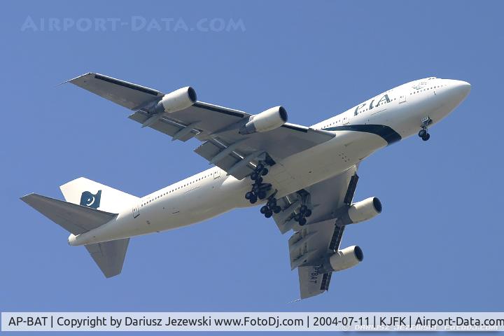 AP-BAT, 1980 Boeing 747-240B C/N 22077, Boeing 747-240B  C/N 22077, AP-BAT