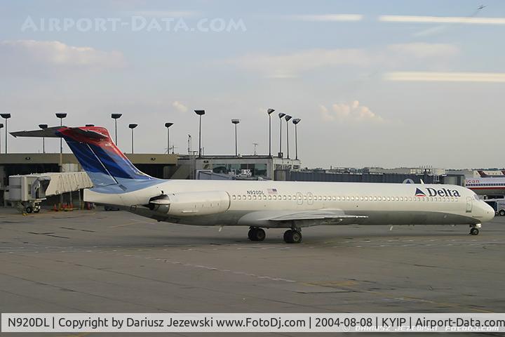 N920DL, 1988 McDonnell Douglas MD-88 C/N 49644, McDonnell Douglas MD-88  C/N 49644, N920DL
