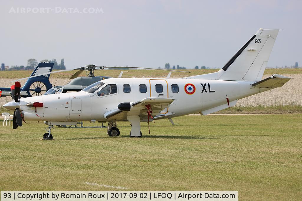 93, Socata TBM-700A C/N 93, Parked