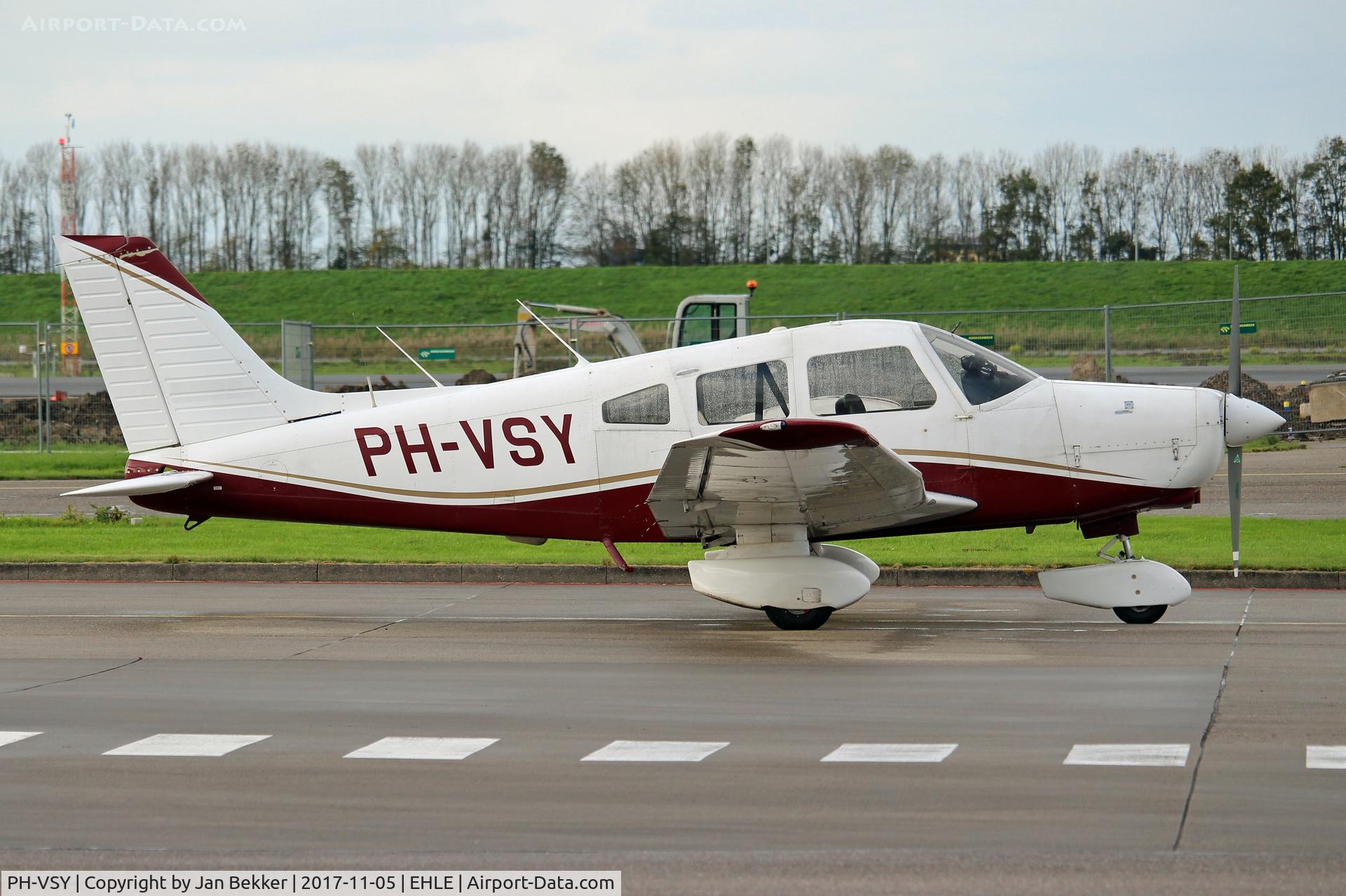 PH-VSY, 1997 Piper PA-28-161 Archer III C/N 2842018, Lelystad Airport