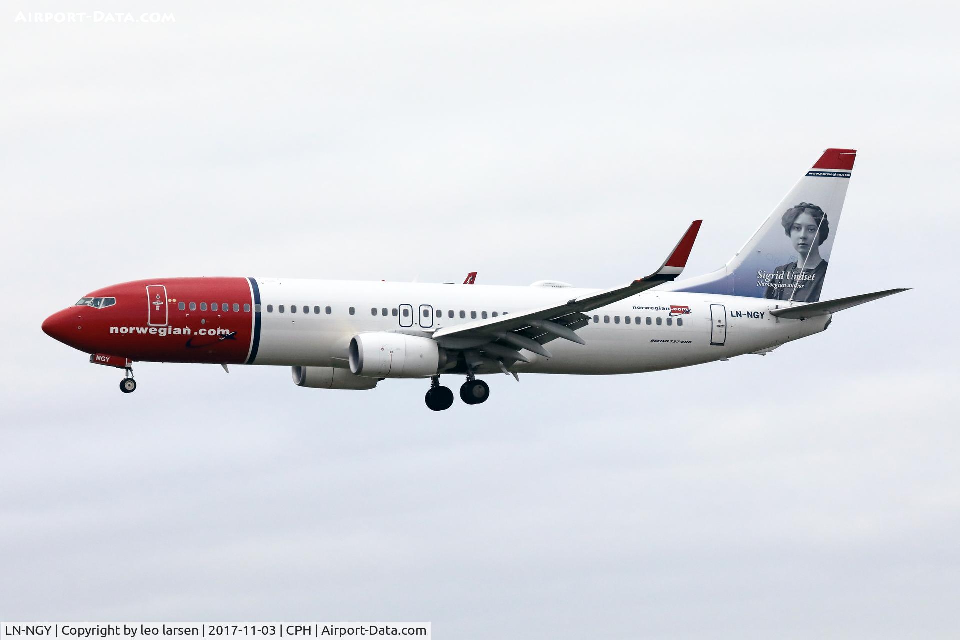 LN-NGY, 2014 Boeing 737-8JP C/N 41126, Copenhagen 3.11.2017