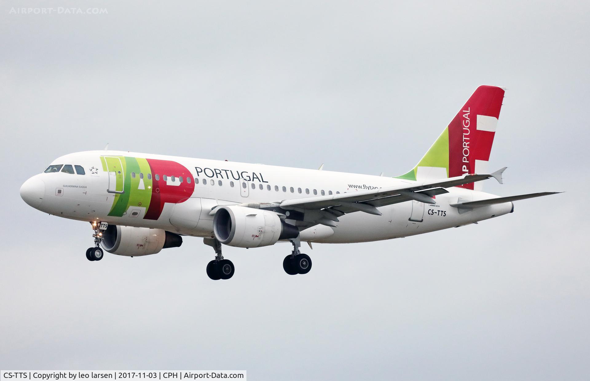 CS-TTS, 2002 Airbus A319-112 C/N 1765, Copenhagen 3.11.2017