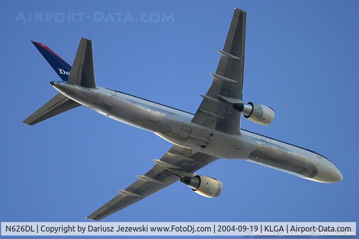 N626DL, 1987 Boeing 757-232 C/N 22916, Boeing 757-232 - Delta Air Lines  C/N 22916, N626DL