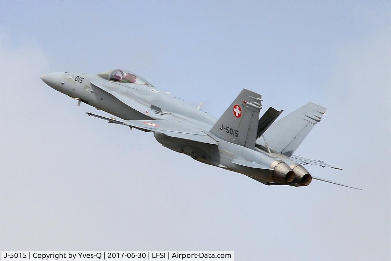 J-5015, McDonnell Douglas F/A-18C Hornet C/N 1361/SFC015, Swiss Air Force McDonnell Douglas FA-18C Hornet, On display, St Dizier-Robinson Air Base 113 (LFSI) Open day 2017