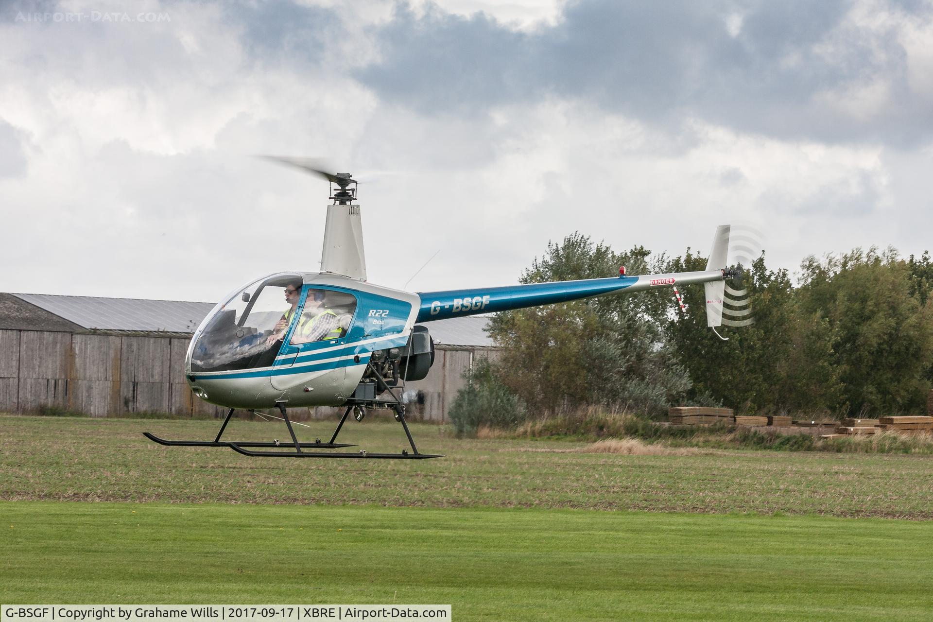G-BSGF, 1990 Robinson R22 Beta C/N 1383, Robinson R22 Beta G-BSGF Heliyorks Ltd, Breighton 17/9/17