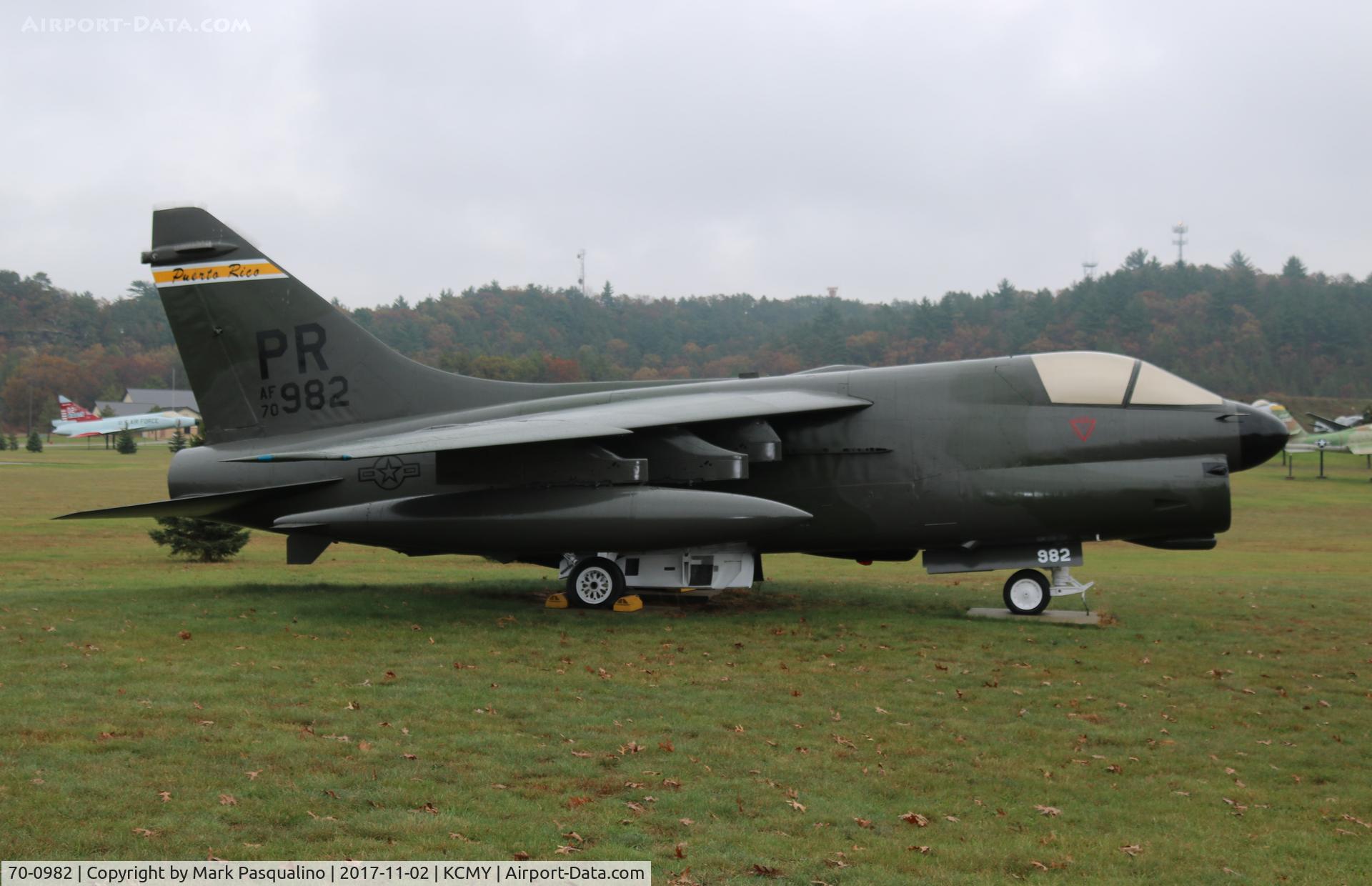 70-0982, 1970 LTV A-7D Corsair II C/N D-128, LTV A-7D Corsair II